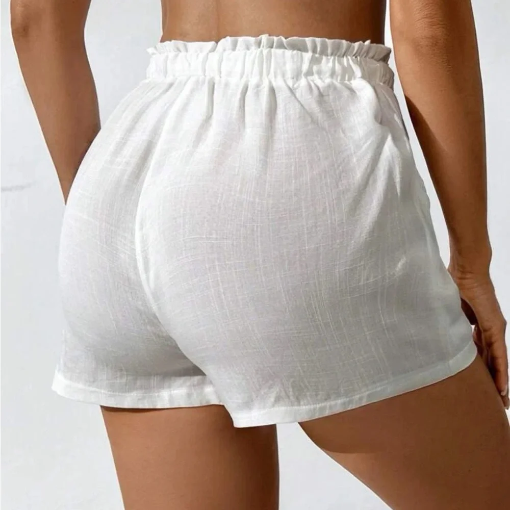 New SHEIN women’s vacation beach shorts white - Picture 2 of 2